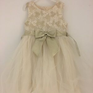 Rosenau Dress Girls Size 6